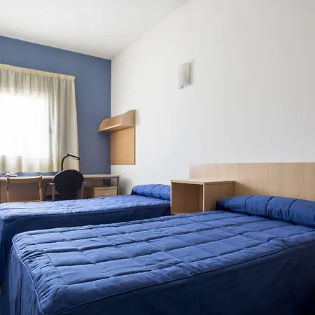 Residencia Universitaria Resa As Burgas אורנסה