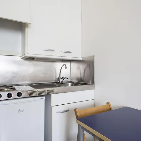 Residencia Universitaria Resa As Burgas * コマルカ・デ・オウレンセ