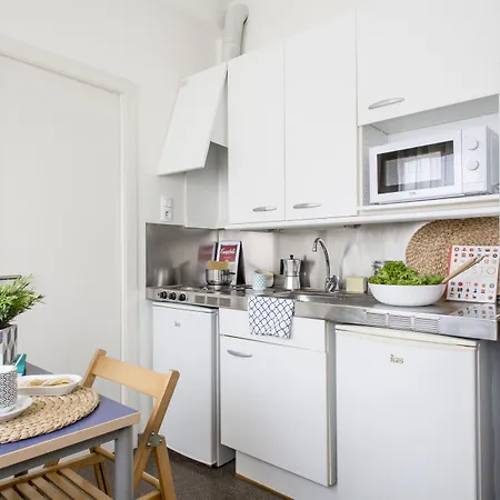 Residencia Universitaria Resa As Burgas ホステル *