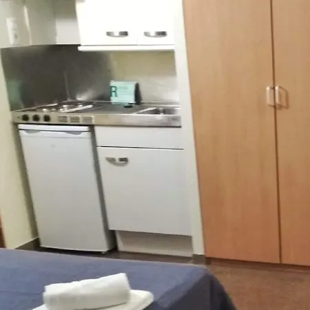 ホステル Residencia Universitaria Resa As Burgas コマルカ・デ・オウレンセ