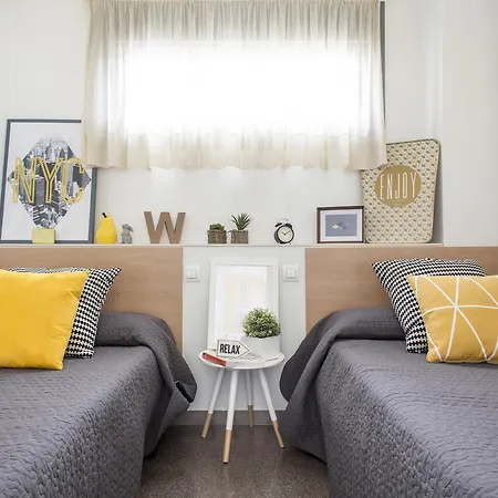 Residencia Universitaria Resa As Burgas ホステル